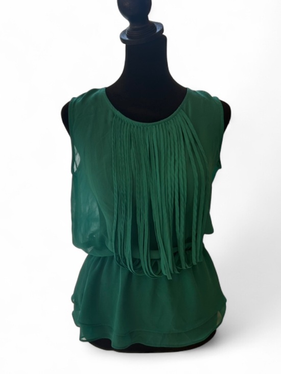 Forever 21 Tops - Forever 21 Green Sleeveless Scoop Neck Tiered Fringe Blouse Size: S